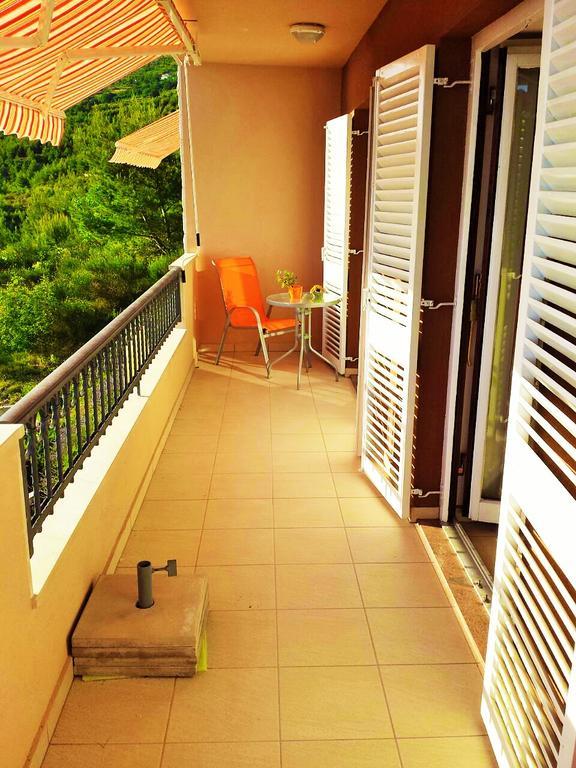 Apartment Smile Podstrana Luaran gambar