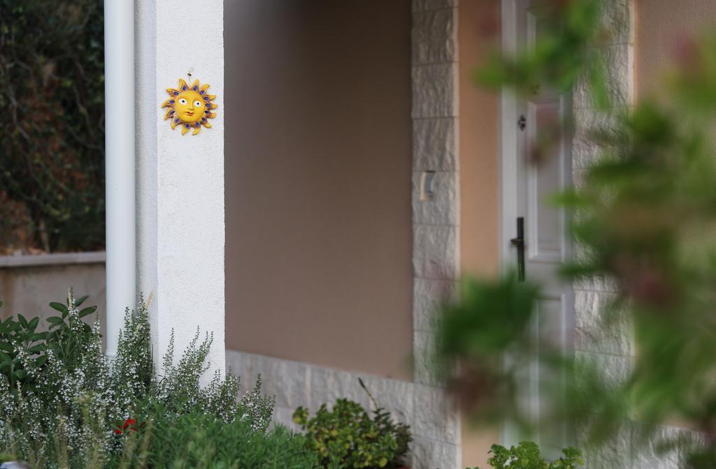Apartment Smile Podstrana Luaran gambar