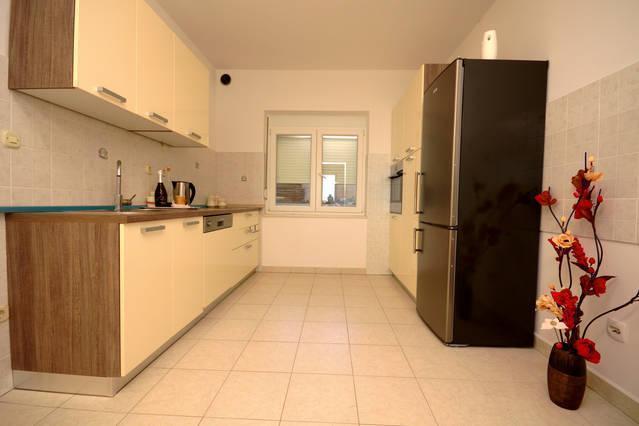 Apartment Smile Podstrana Luaran gambar