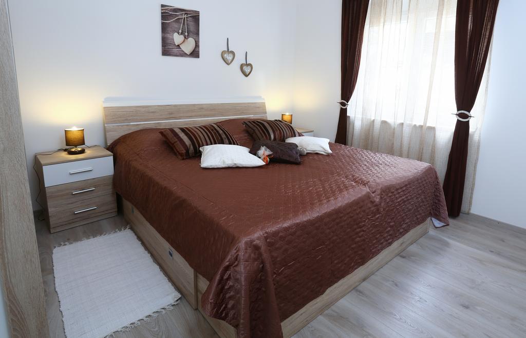Apartment Smile Podstrana Luaran gambar